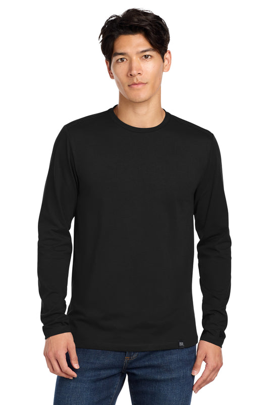 New Era    Heritage Blend Long Sleeve Crew Tee. NEA102
